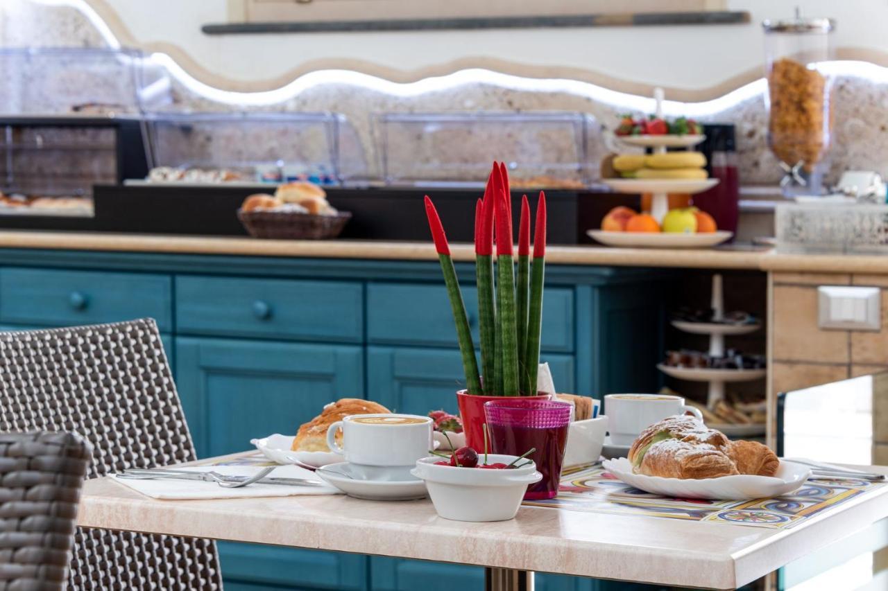 Albert Rooms & Breakfast Сан-Вито-Ло-Капо Экстерьер фото